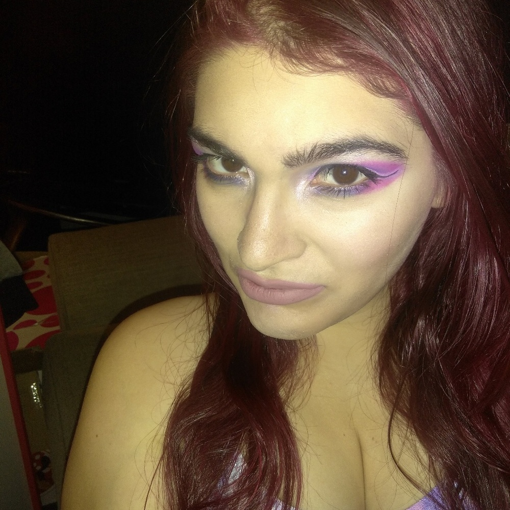 Meet your Posher, Aileen